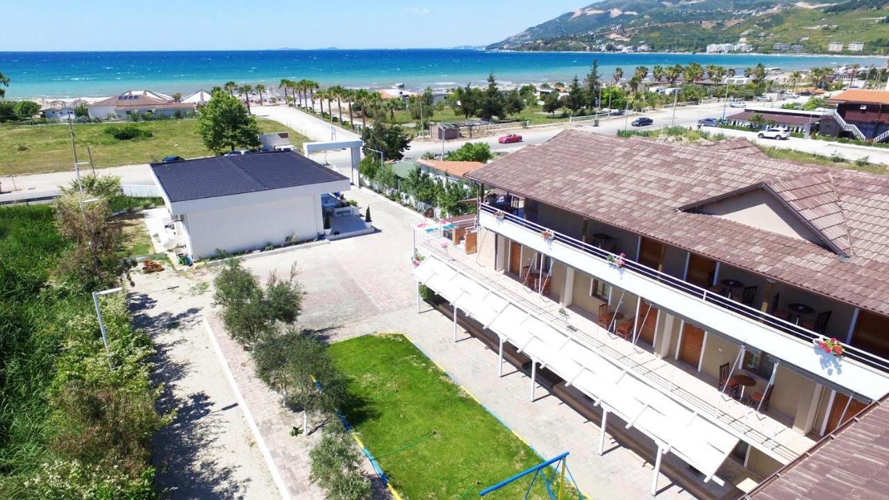 Radhimë Dolce Italia Residence المظهر الخارجي الصورة